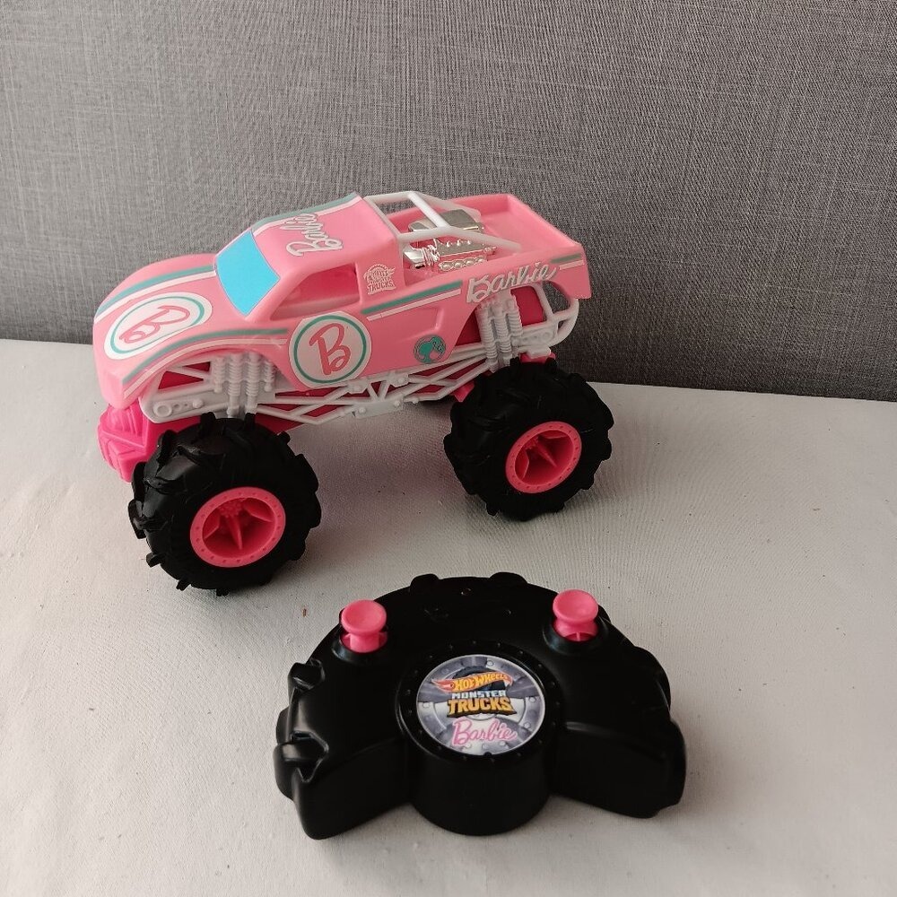 Barbie Hot Wheels Monster Trucks‎ RC Remote Control Vehicle Pink Toy Car WORKS